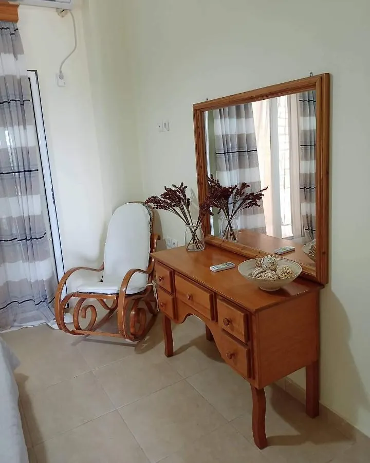Lovely View Apartments Himarë