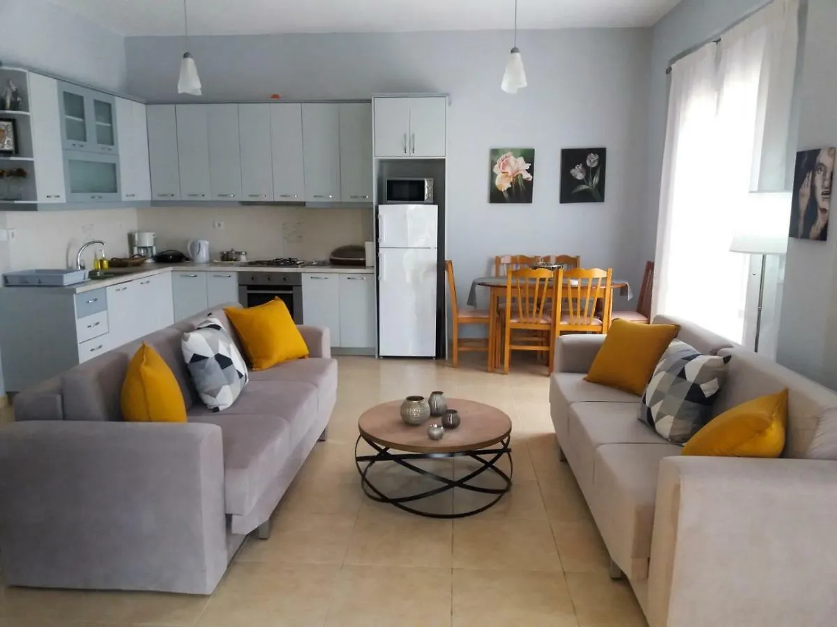 Lovely View Apartments Himare
