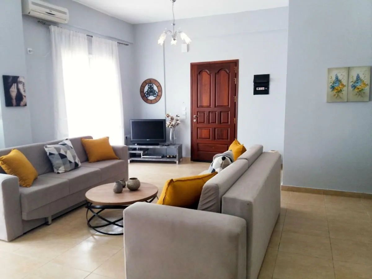Lovely View Apartments Himare