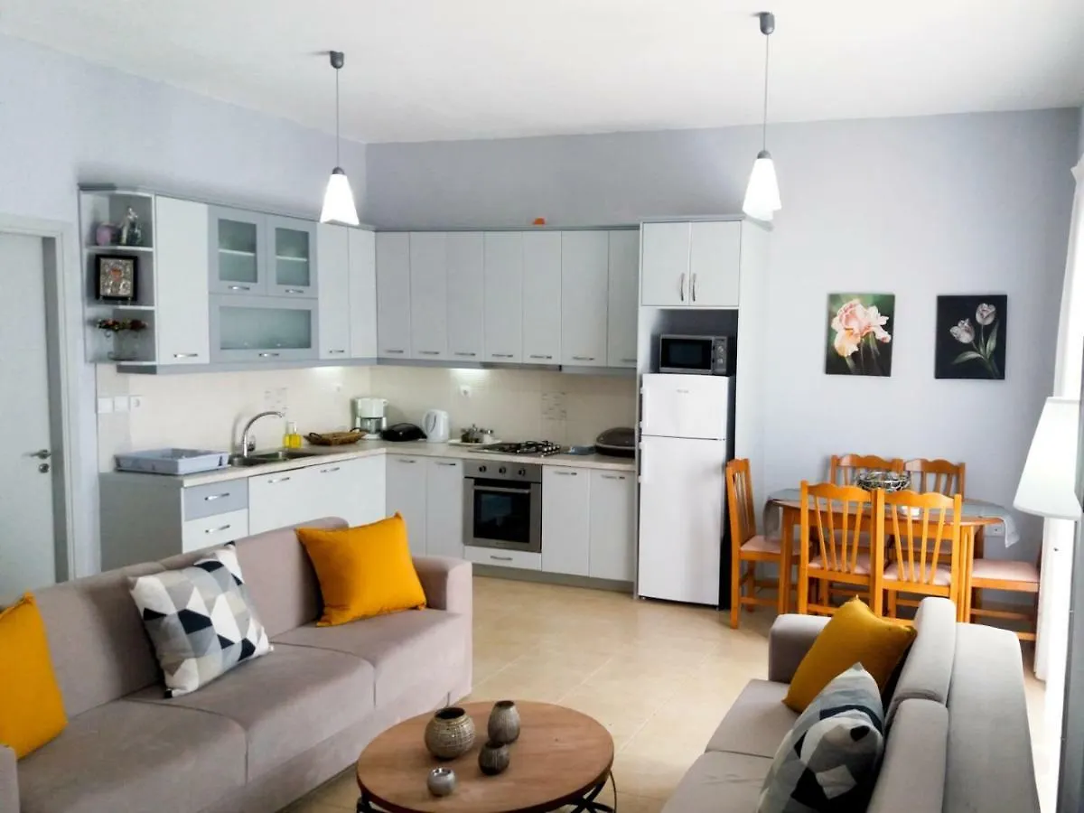 Lovely View Apartments Χειμάρρα