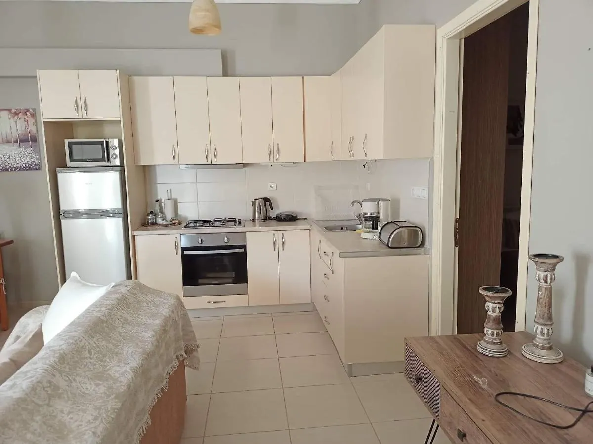 Lovely View Apartments Himare 0*,