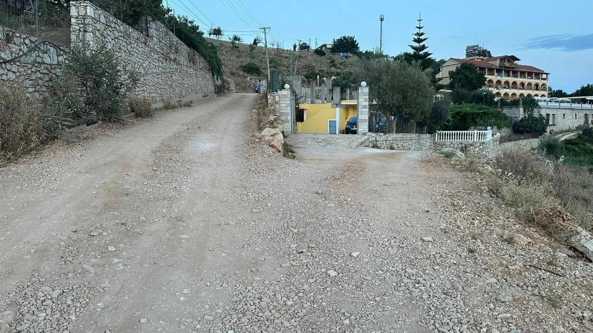 Lovely View Apartments Himare